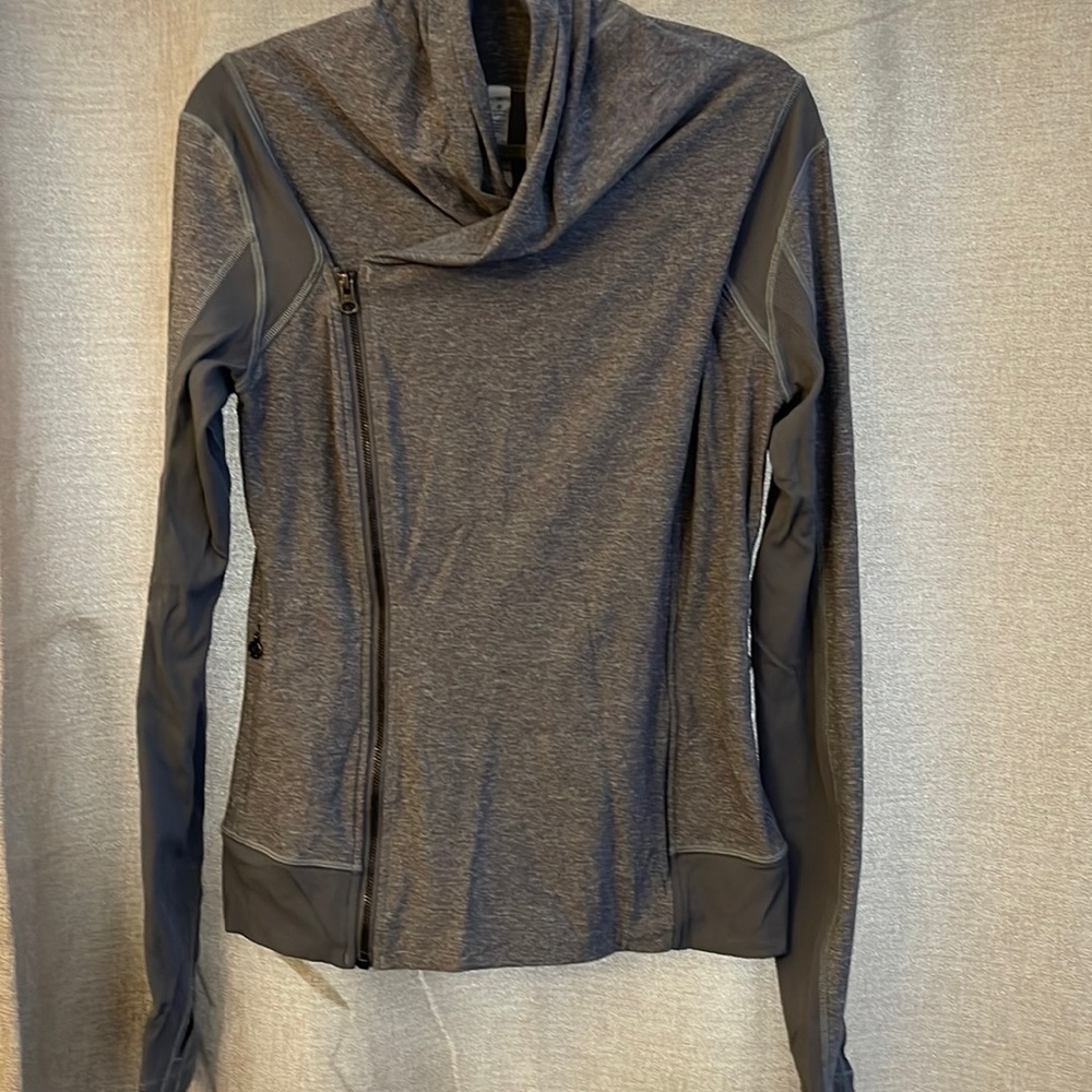 Lululemon woman’s double size jacket